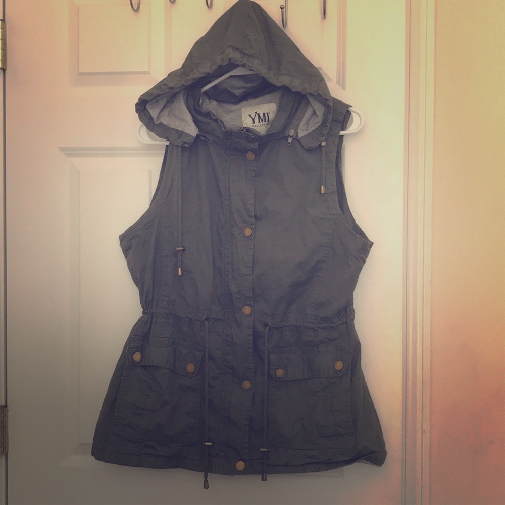 YMI collection vest